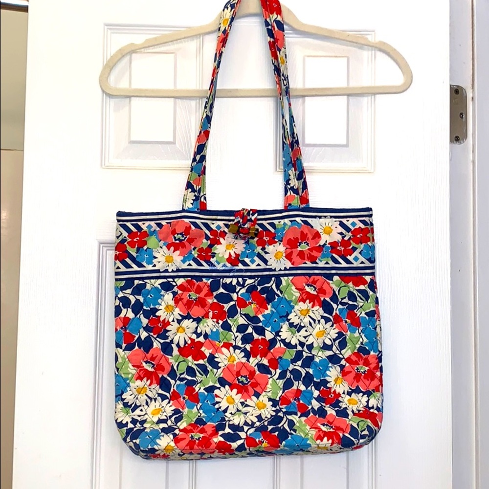 Vera Bradley Tote!